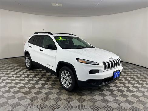 Used 2017 Jeep Cherokee Sport w/ Cold Weather Group image 23