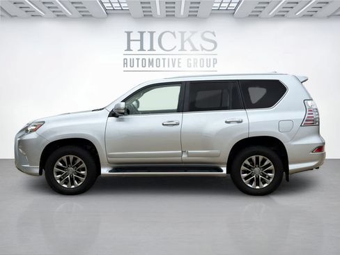 Used 2019 Lexus GX 460 Luxury AWD/4WD image 8