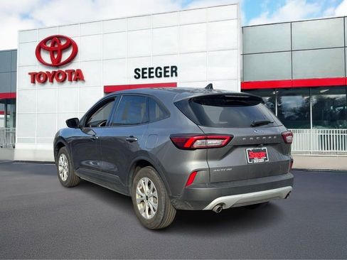 Used 2025 Ford Escape Active FWD image 9