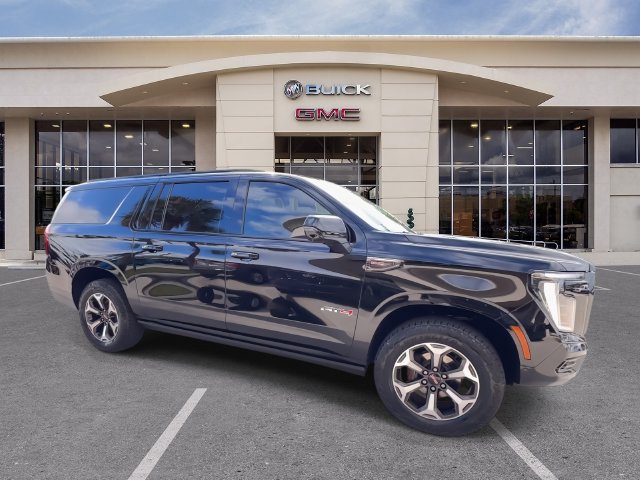 Certified 2025 GMC Yukon XL AT4 Ultimate AWD/4WD image 17