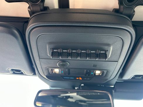Certified 2025 Ford Bronco Badlands AWD/4WD image 32