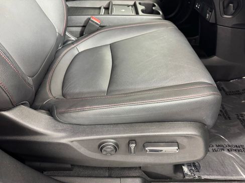 Used 2025 Honda Odyssey Sport-L image 47