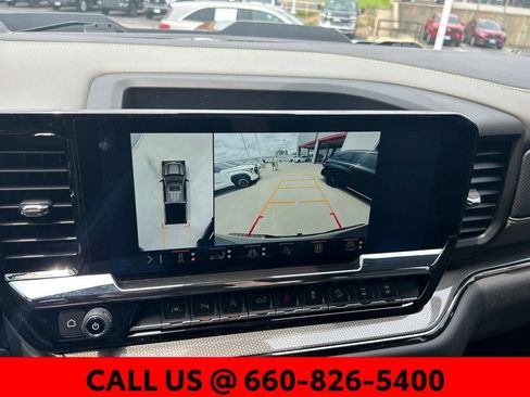 Used 2024 Chevrolet Silverado 1500 ZR2 w/ Technology Package AWD/4WD image 27
