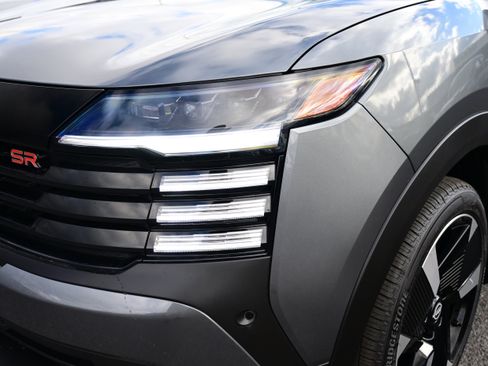 New 2026 Nissan Kicks SR w/ Cold Weather Package image 12