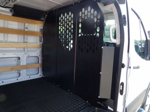 Used 2025 Ford Transit 250 Low Roof w/ Exterior Upgrade Package RWD image 26