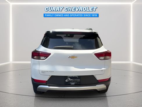 Used 2023 Chevrolet TrailBlazer LT AWD/4WD image 11