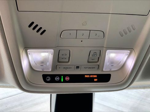 Used 2018 Cadillac XT5 Luxury w/ Driver Awareness Package FWD image 34