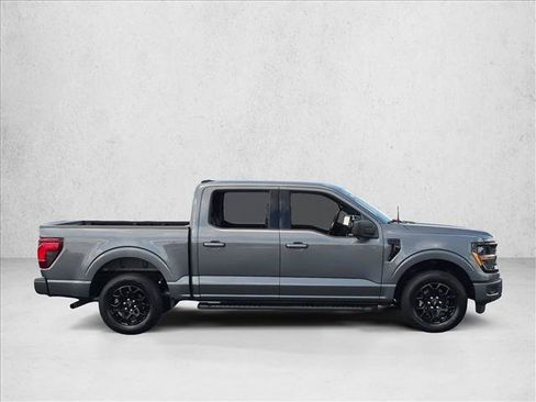 Used 2024 Ford F150 XLT w/ XLT Black Appearance Package RWD image 4