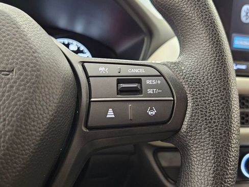 Used 2023 Honda HR-V LX image 22