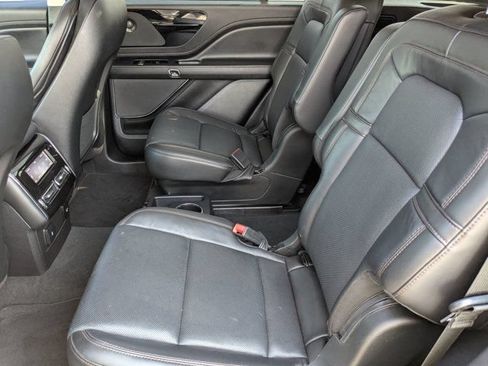 Used 2023 Lincoln Aviator Reserve w/ Equipment Group 201A RWD image 13