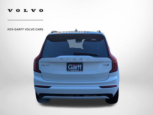 New 2026 Volvo XC90 B6 Ultra w/ Protection Package AWD/4WD image 4