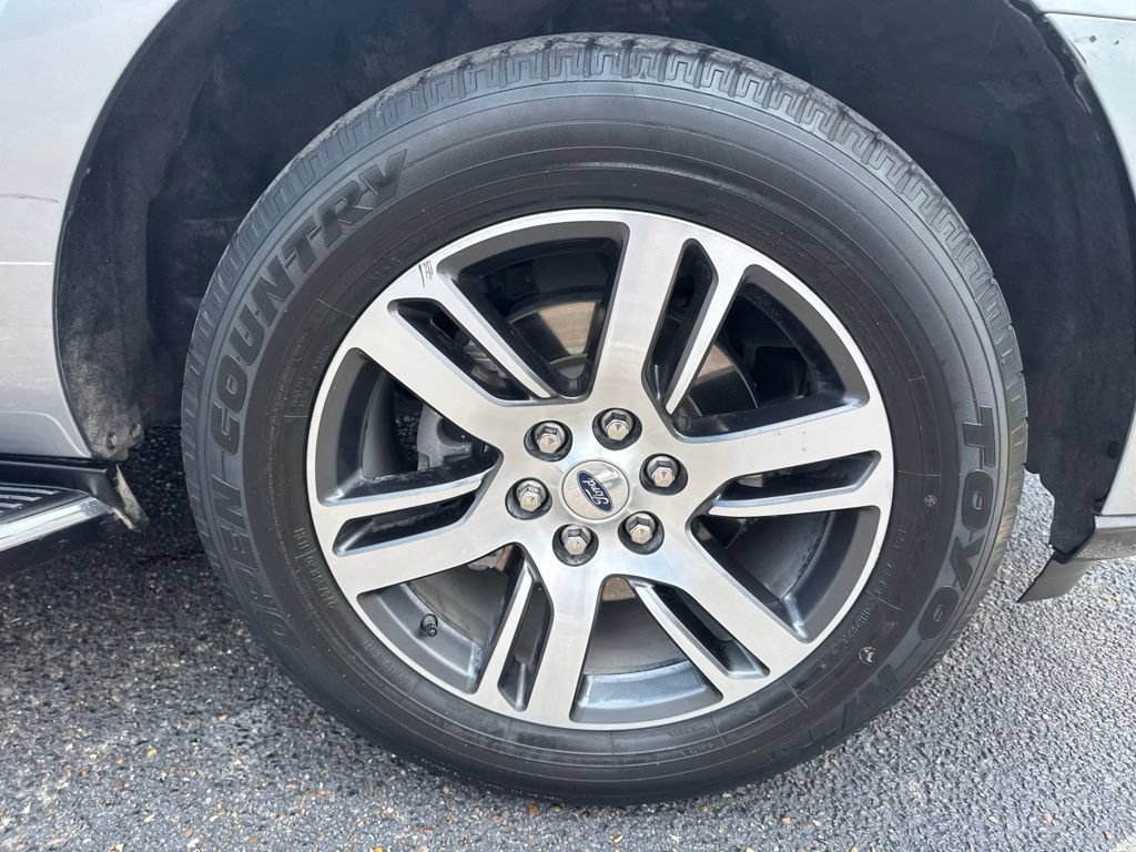 Used 2023 Ford Expedition XLT RWD image 8
