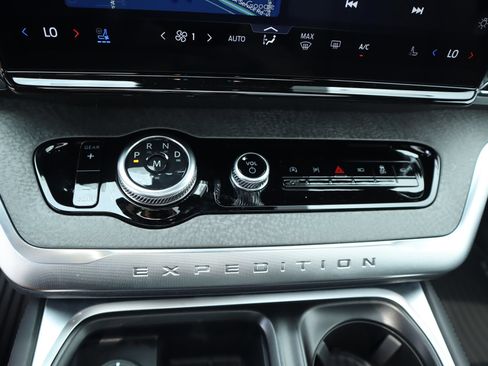 New 2026 Ford Expedition Tremor AWD/4WD image 9