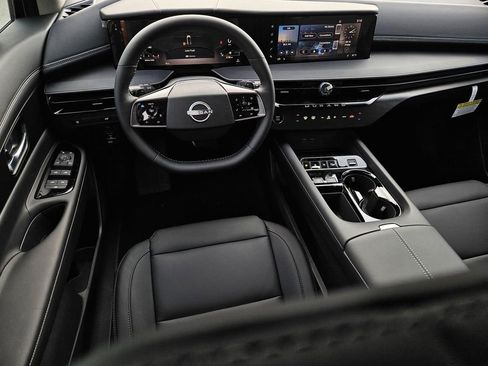 New 2025 Nissan Murano SV image 13