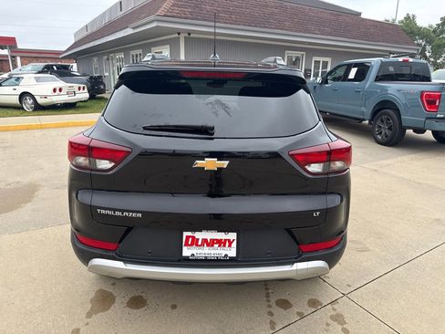 Used 2024 Chevrolet TrailBlazer LT w/ Driver Confidence Package image 4