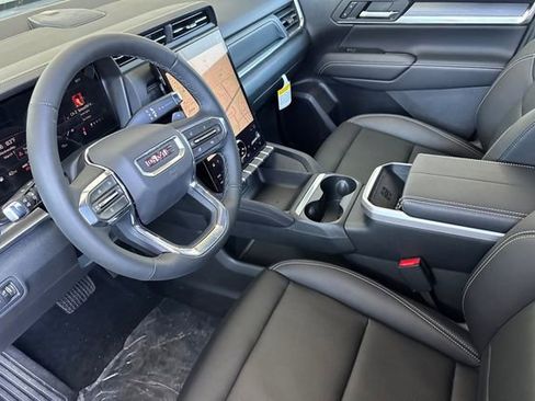 New 2026 GMC Terrain Elevation w/ Elevation Premium Package AWD/4WD image 10
