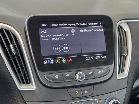 Used 2025 Chevrolet Malibu LT FWD image 15