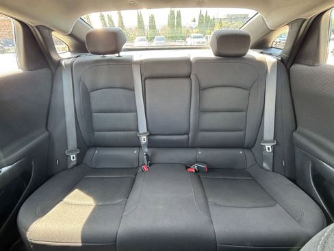 Used 2024 Chevrolet Malibu LT image 40