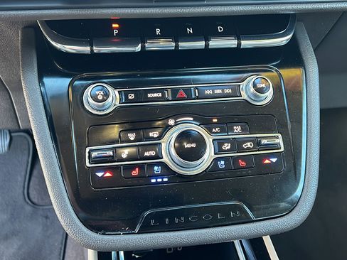Used 2021 Lincoln Corsair Reserve w/ Equipment Group 201A AWD/4WD image 21