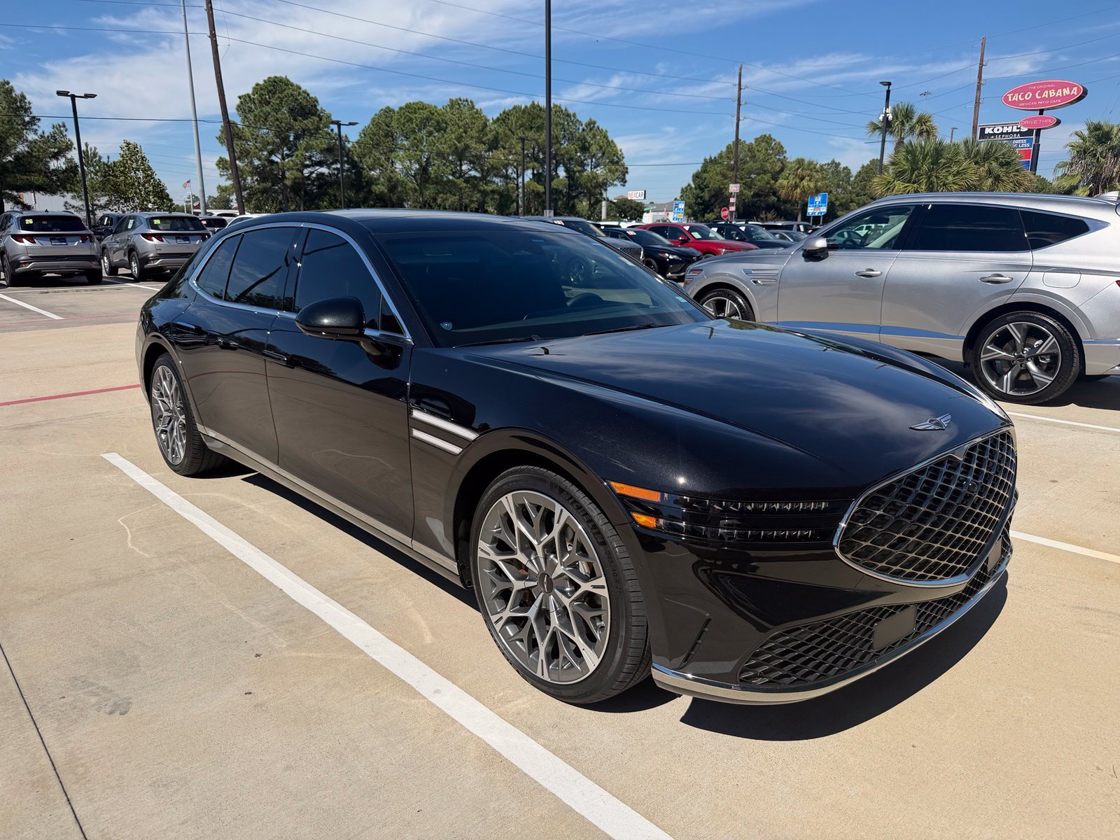 Used 2024 Genesis G90 3.5T AWD/4WD image 1