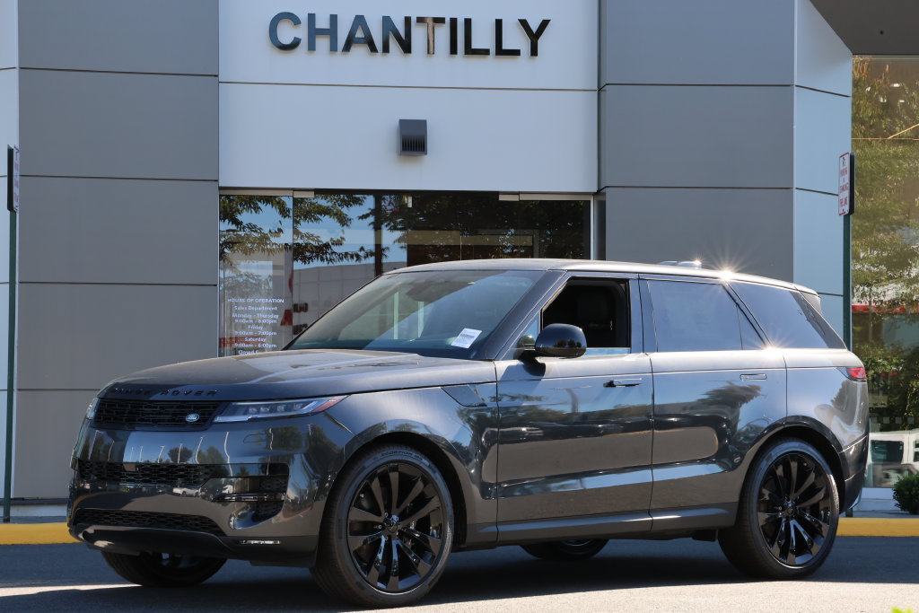 New 2026 Land Rover Range Rover Sport SE AWD/4WD image 1