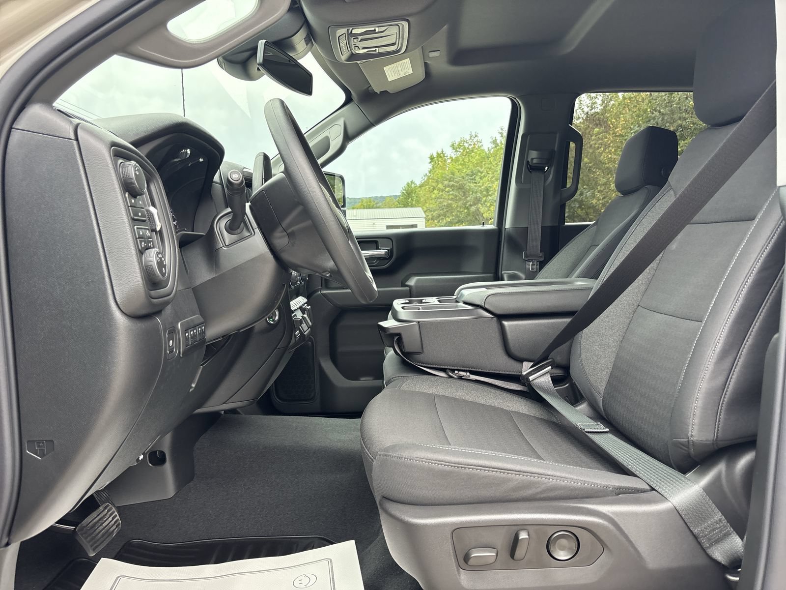 New 2026 Chevrolet Silverado 2500 Custom w/ Custom Value Package AWD/4WD image 14