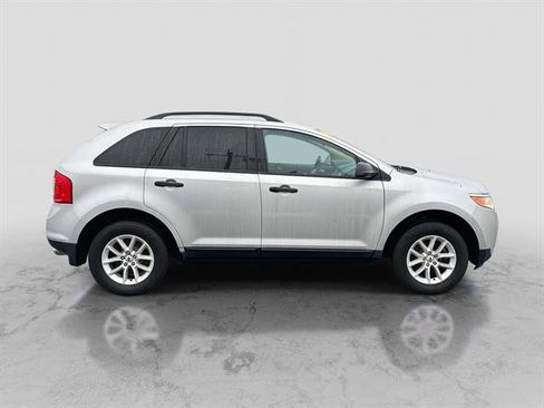 Used 2013 Ford Edge SE image 8