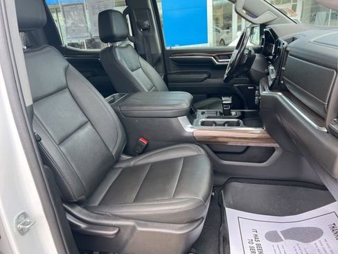 Certified 2023 Chevrolet Silverado 1500 RST image 17