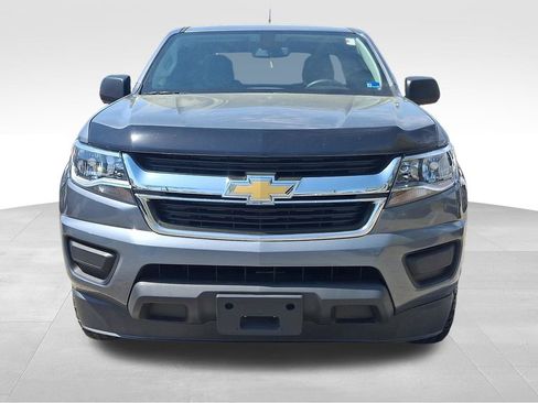 Used 2019 Chevrolet Colorado W/T image 2