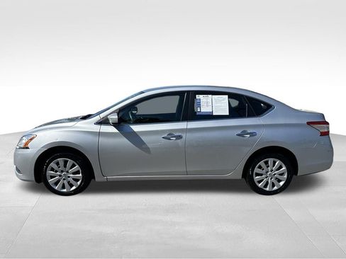 Used 2015 Nissan Sentra S FWD image 8