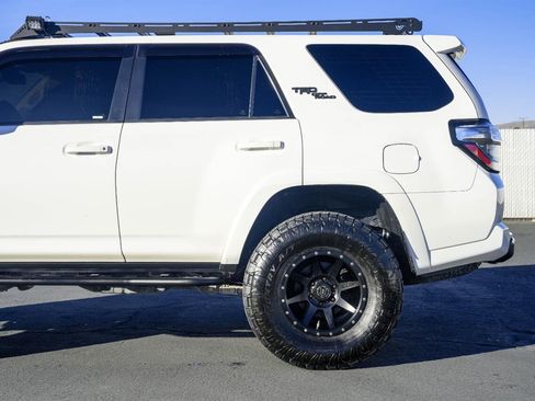 Used 2020 Toyota 4Runner TRD Off-Road Premium image 5