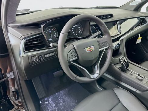 New 2025 Cadillac XT6 Premium Luxury w/ Technology Package image 6