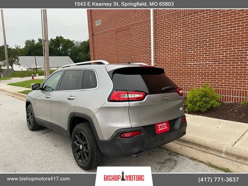 Used 2014 Jeep Cherokee Latitude image 3