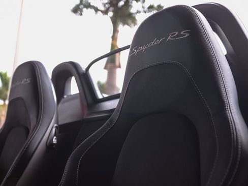 Certified 2025 Porsche 718 Boxster Spyder RS RWD image 31