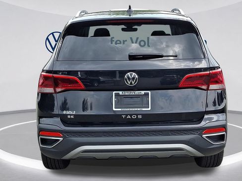 Used 2024 Volkswagen Taos SE FWD image 5
