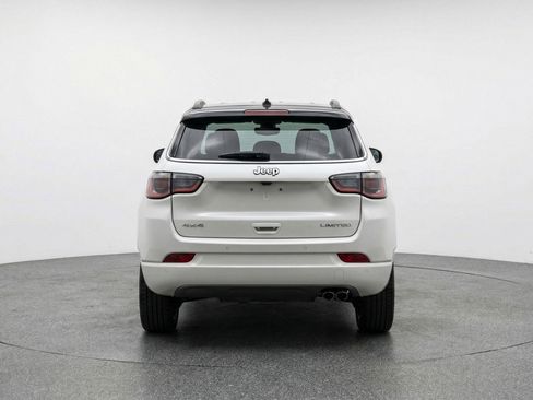 Used 2025 Jeep Compass Limited AWD/4WD image 7