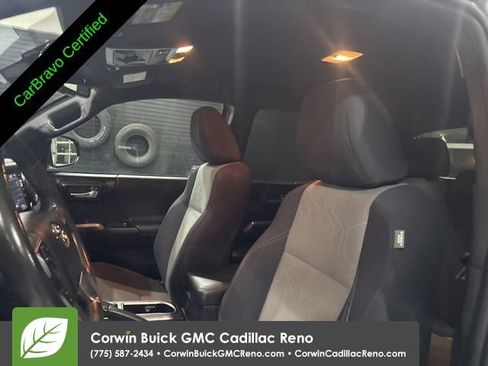 Used 2021 Toyota Tacoma TRD Off-Road w/ Technology Package AWD/4WD image 11