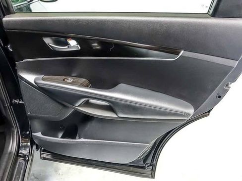 Used 2019 Kia Sorento FWD w/ Option Group 020 image 29