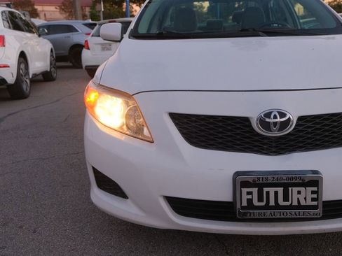 Used 2009 Toyota Corolla LE image 2