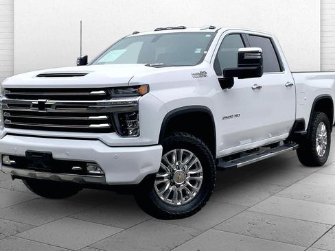 Used 2023 Chevrolet Silverado 2500 High Country w/ Z71 Off-Road Package AWD/4WD image 12