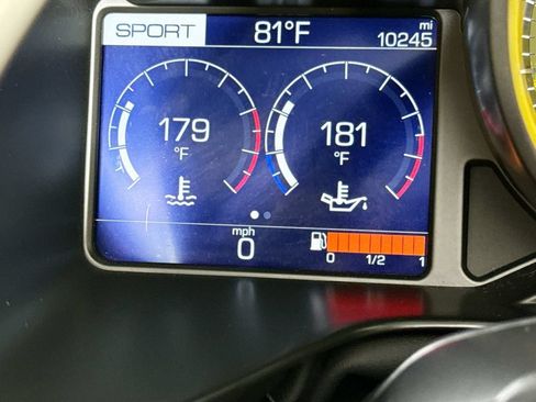 Certified 2019 Ferrari Portofino RWD image 14