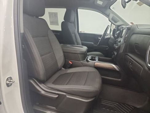 Used 2022 Chevrolet Silverado 2500 LT w/ Convenience Package image 31