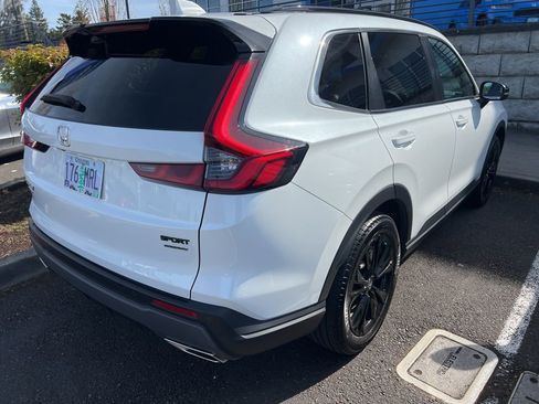 Used 2023 Honda CR-V Sport Touring image 4