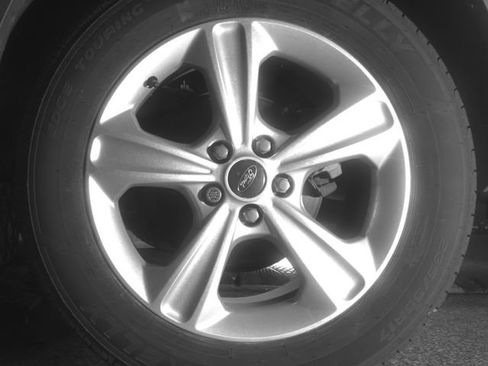 Used 2013 Ford Escape SE AWD/4WD image 12