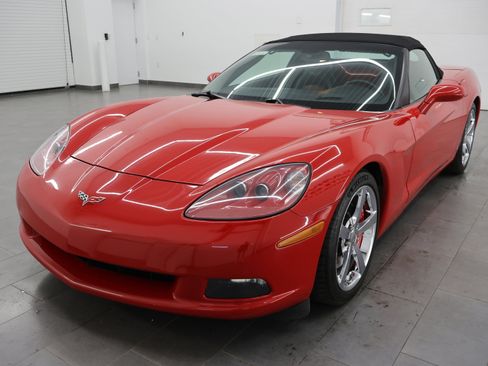 Used 2009 Chevrolet Corvette Convertible w/ Preferred Equipment Group image 7