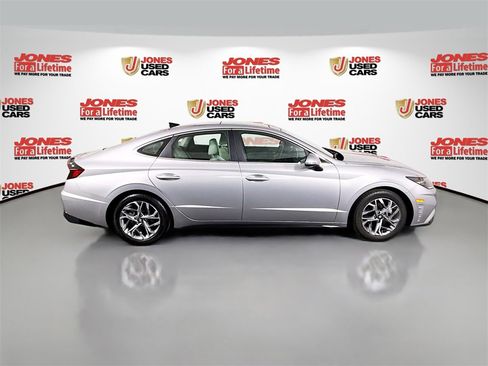 Certified 2023 Hyundai Sonata SEL w/ Convenience Package image 18