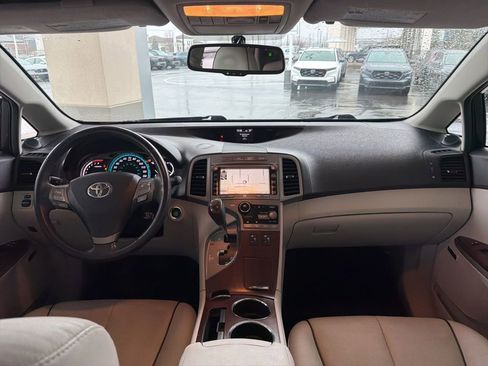Used 2009 Toyota Venza image 12
