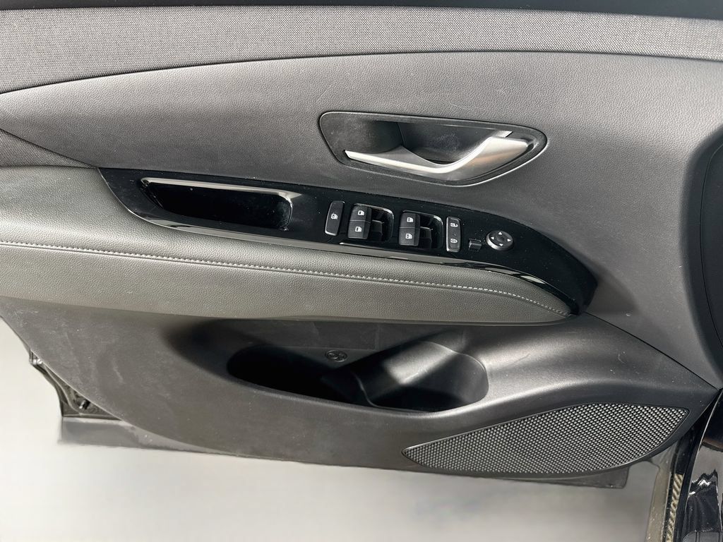 Used 2022 Hyundai Tucson SEL w/ Convenience Package AWD/4WD image 13