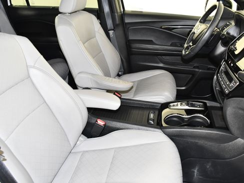 Certified 2023 Honda Passport Elite image 44