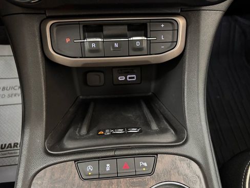 Used 2023 GMC Acadia Denali w/ Denali Ultimate Package image 21